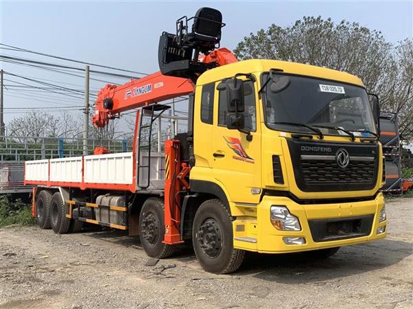 Dongfeng 4 chân gắn cẩu 15 tấn Kanglim KS5206